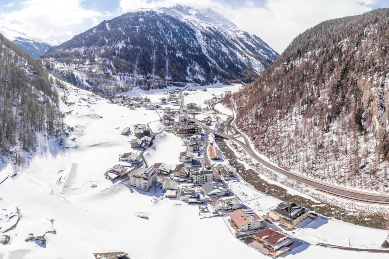 Garni Oetztal Rooms & Aparts Sölden Buitenkant foto
