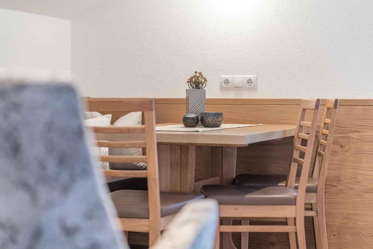 Garni Oetztal Rooms & Aparts Sölden Buitenkant foto