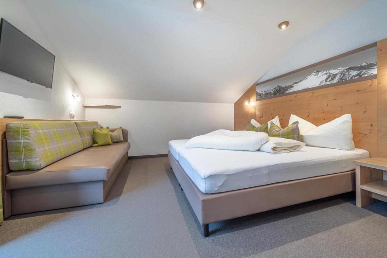 Garni Oetztal Rooms & Aparts Sölden Buitenkant foto
