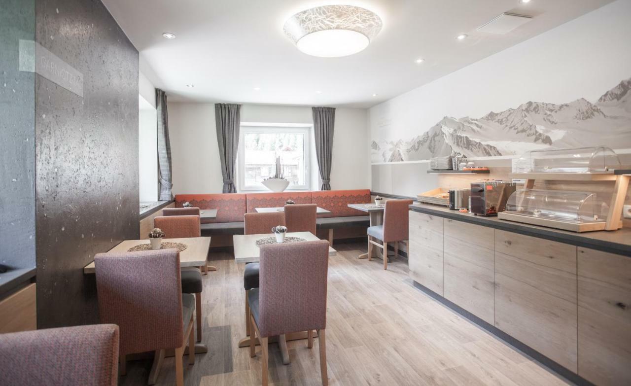 Garni Oetztal Rooms & Aparts Sölden Buitenkant foto