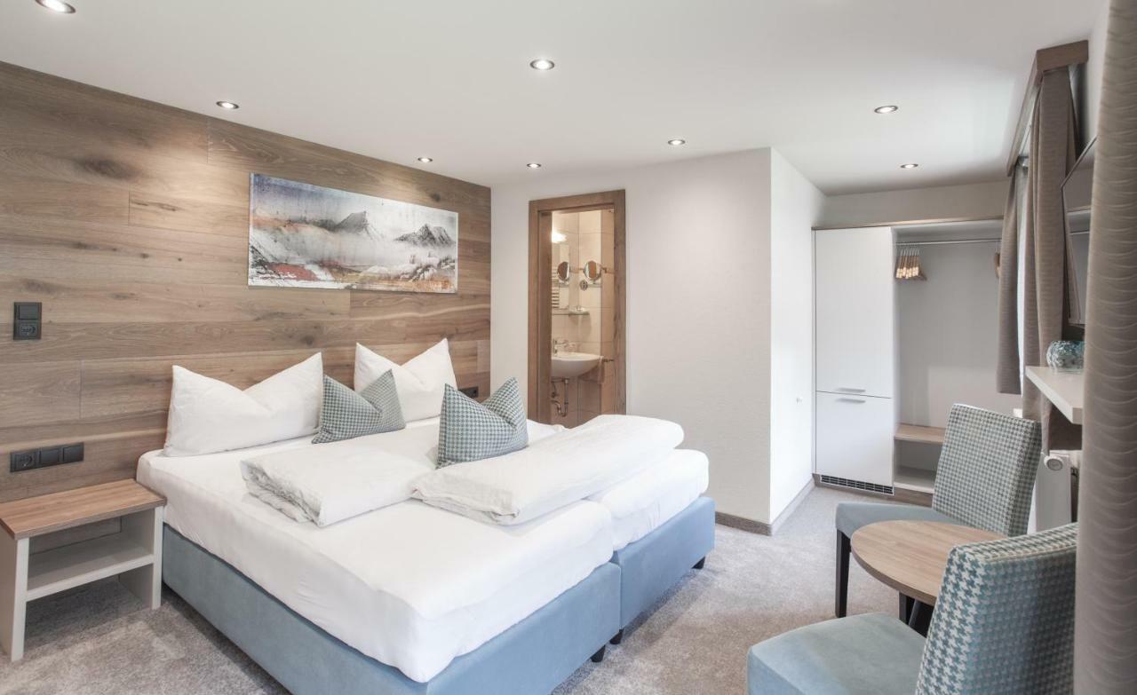 Garni Oetztal Rooms & Aparts Sölden Buitenkant foto